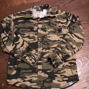 Camo flannel shirt boys sz lg 12/14